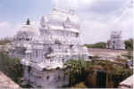 Tamilnadu - Thiruparathikundram 445.jpg (137237 bytes)