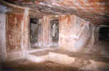 Tamilnadu Thirumalai caves paintings 020.jpg (56717 bytes)