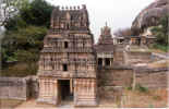 Tamilnadu Thirumalai temple 005.jpg (85277 bytes)